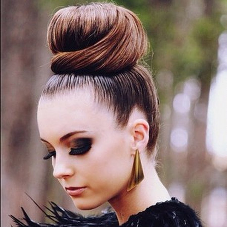 Необычные шишки причёска