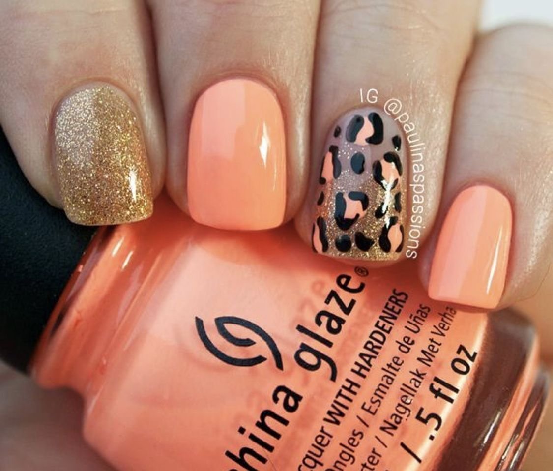 Ногти цвета лосося маникюр