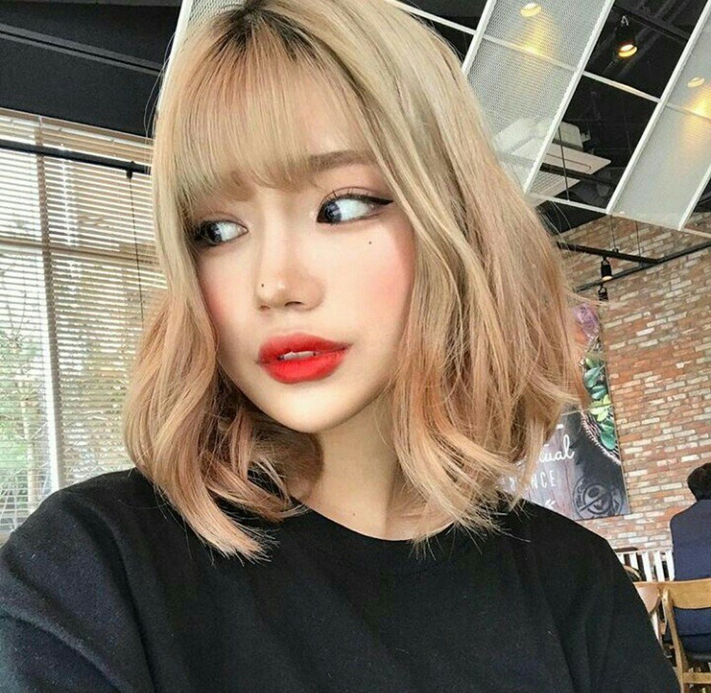 Корейская чёлка на круглое лицо