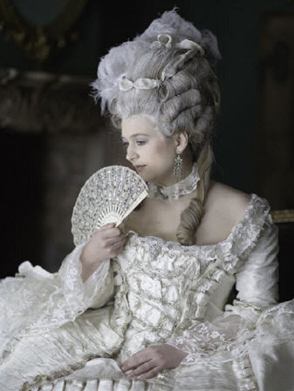 Мария-Антуанетта прически рококо