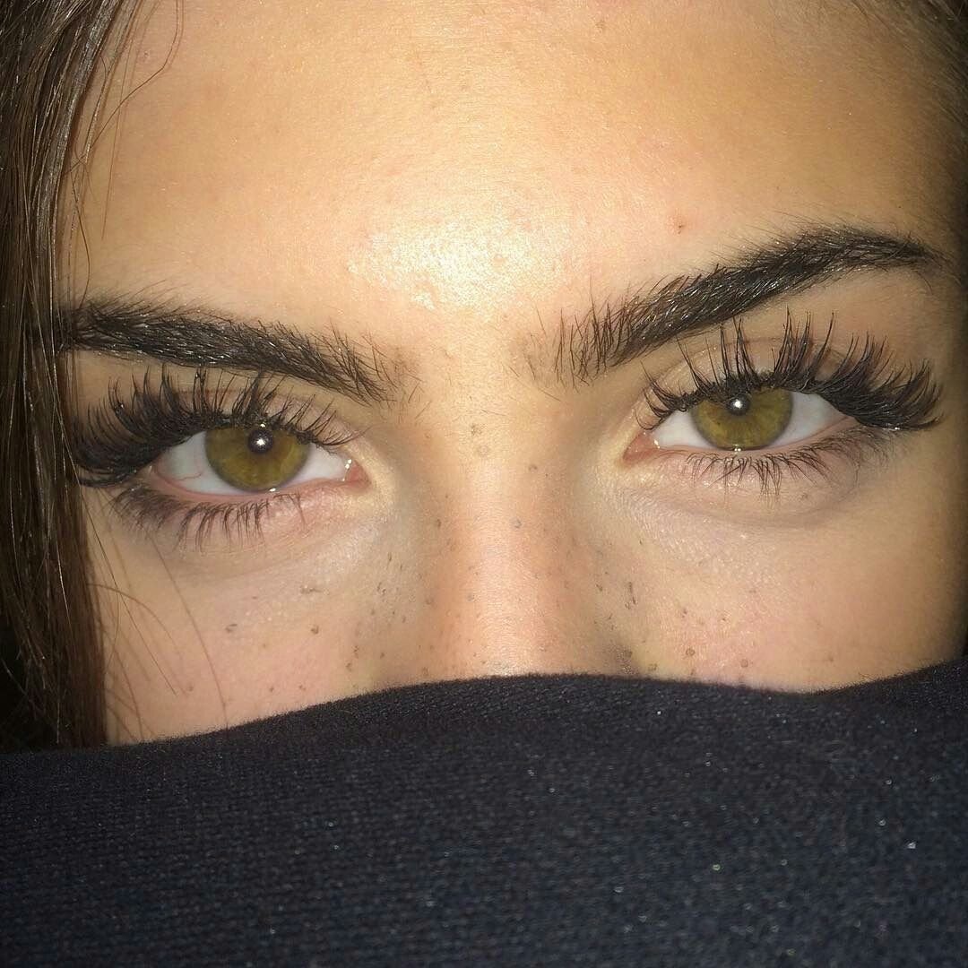 Брови кавказских девушек