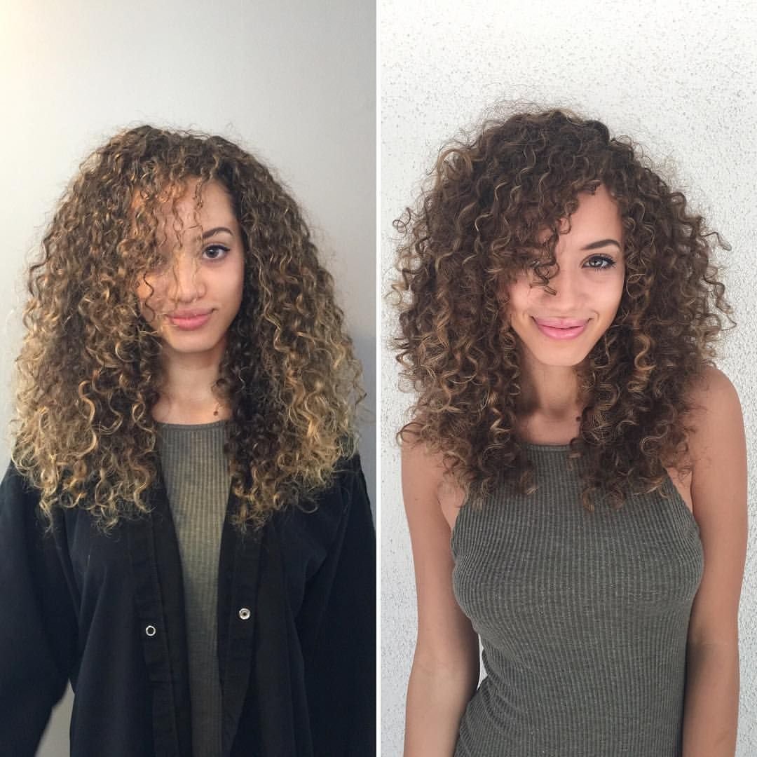 Селена Гомес кудри