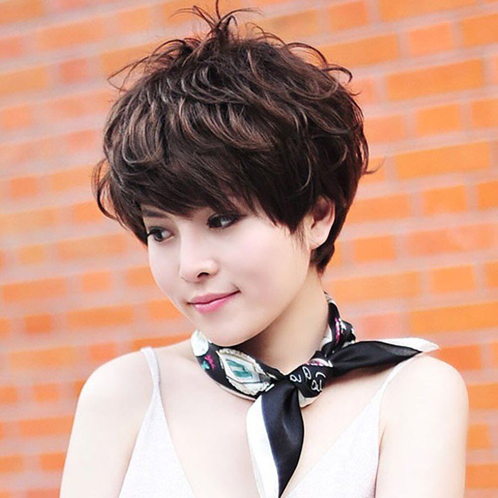 Короткие женские стрижки корейские волнистые