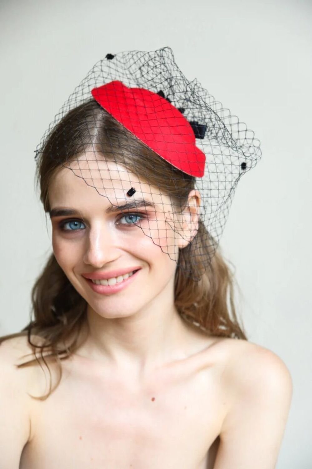 Шляпка с фатой