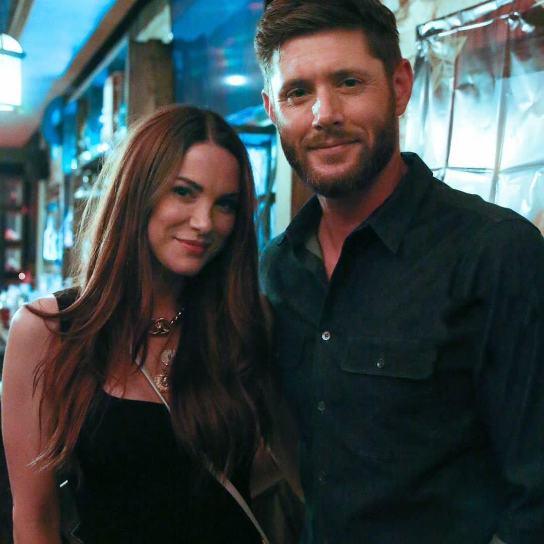 Дженсен и Дэннил Эклз поцелуй