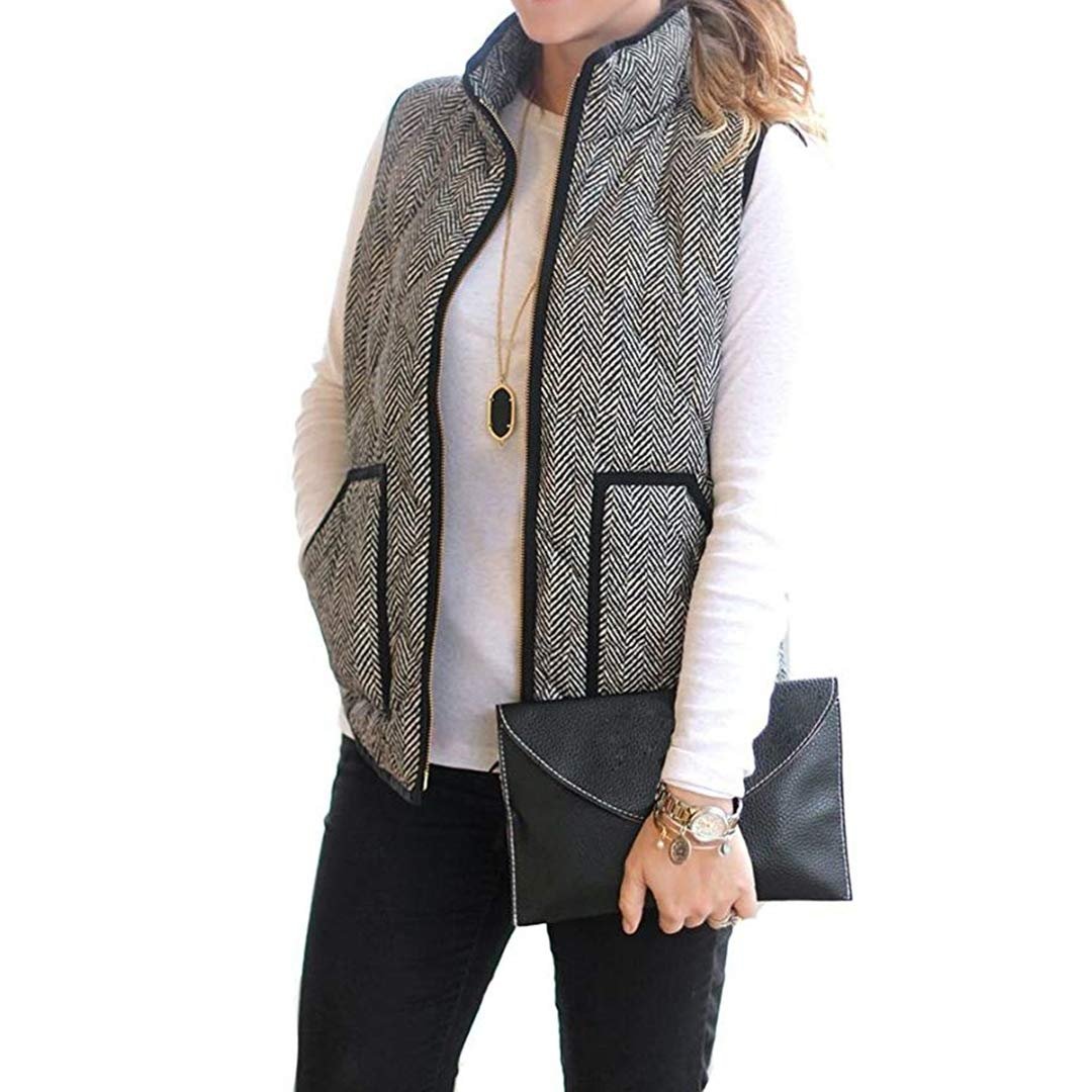 Стильные жилетки из трикотажа