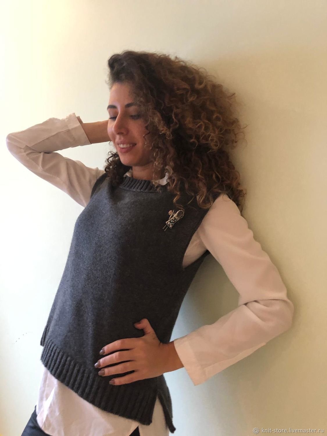 Жилет женский удлиненный замшевый