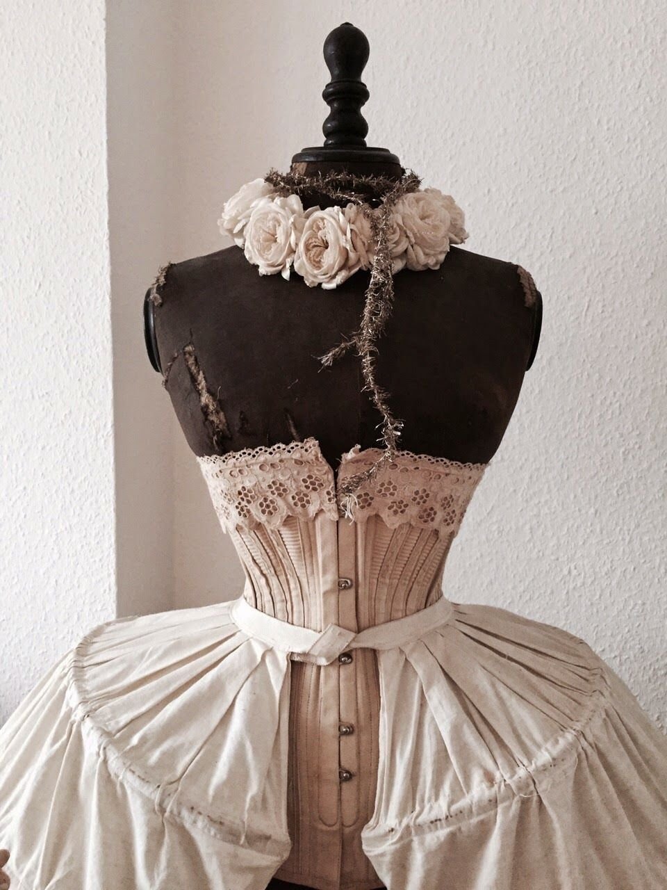 Корсет Помпадур