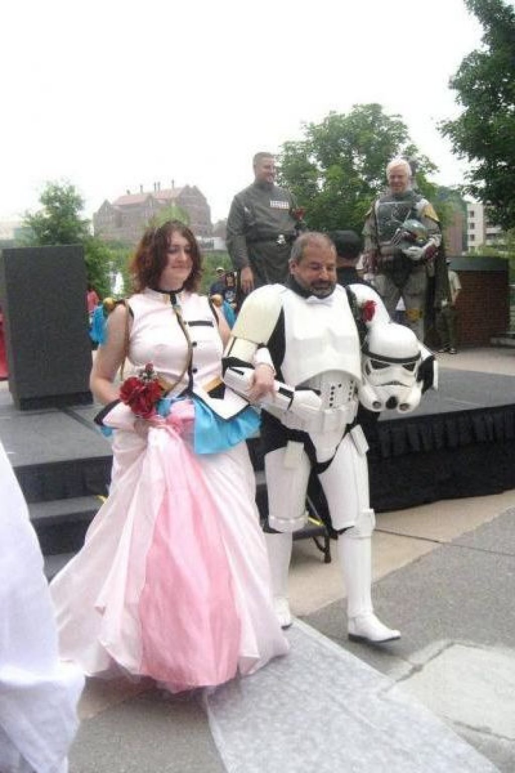 Необычные Наряды на свадьбу