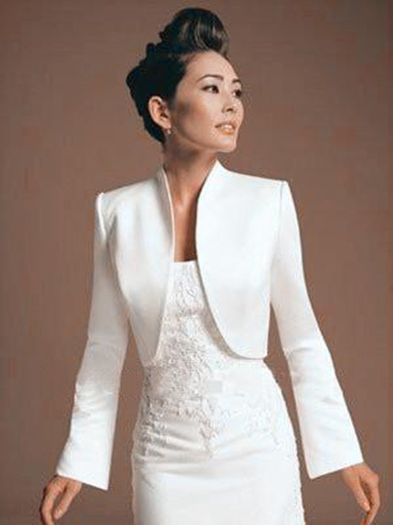 Свадебное платье с жакетом