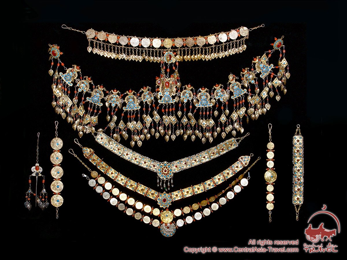Кавказские национальные украшения