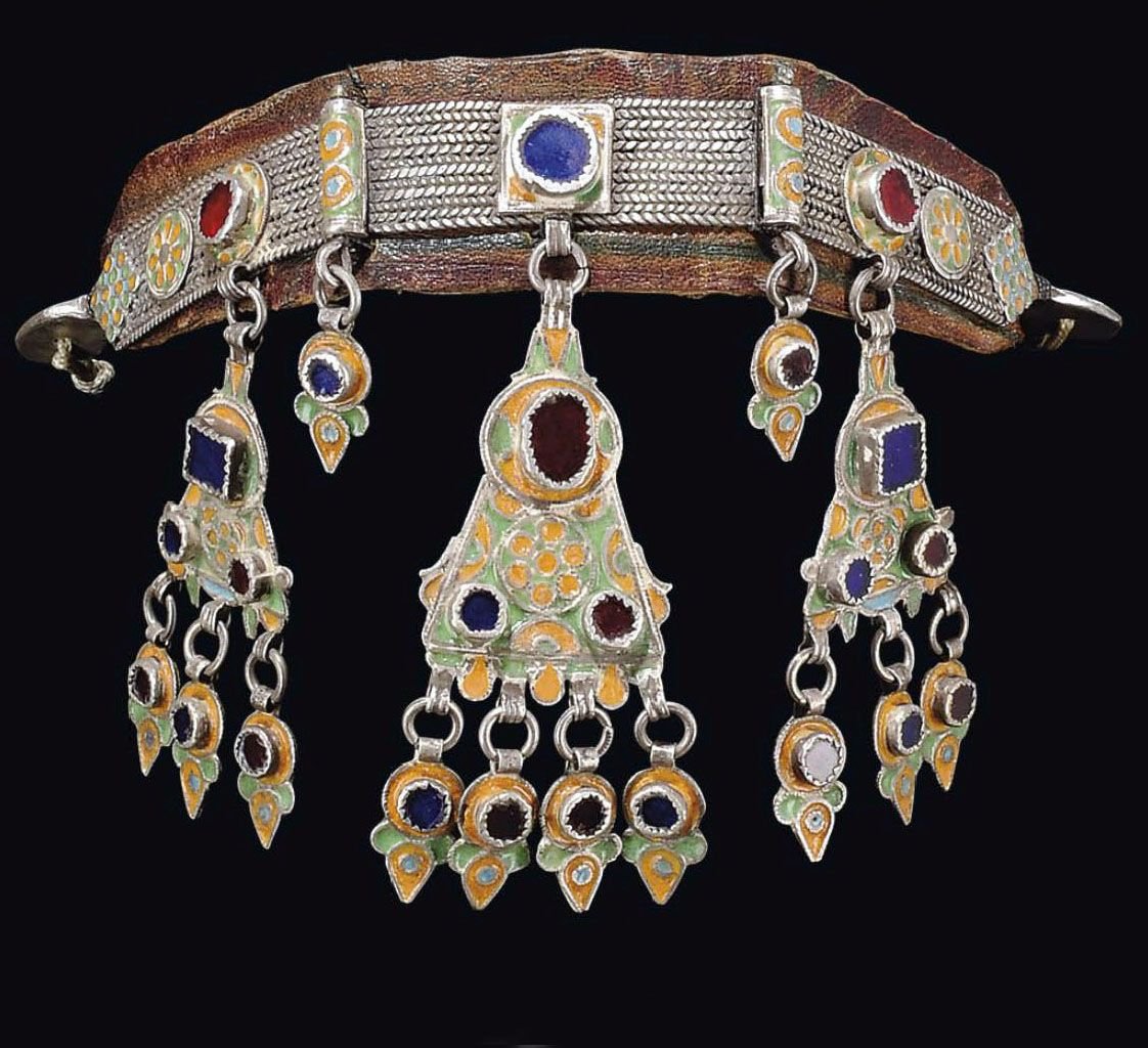 Кавказские национальные украшения