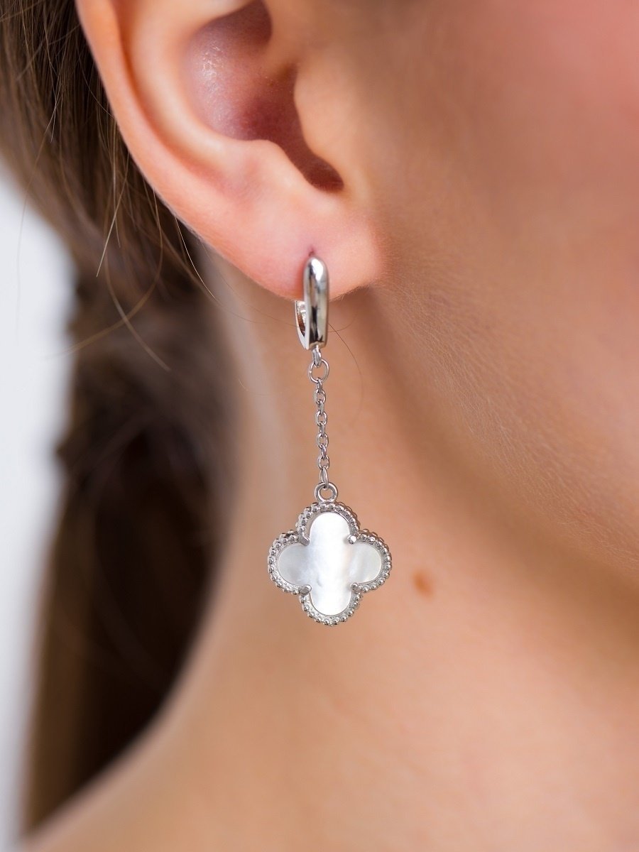 Серьги Клевер черный гвоздики