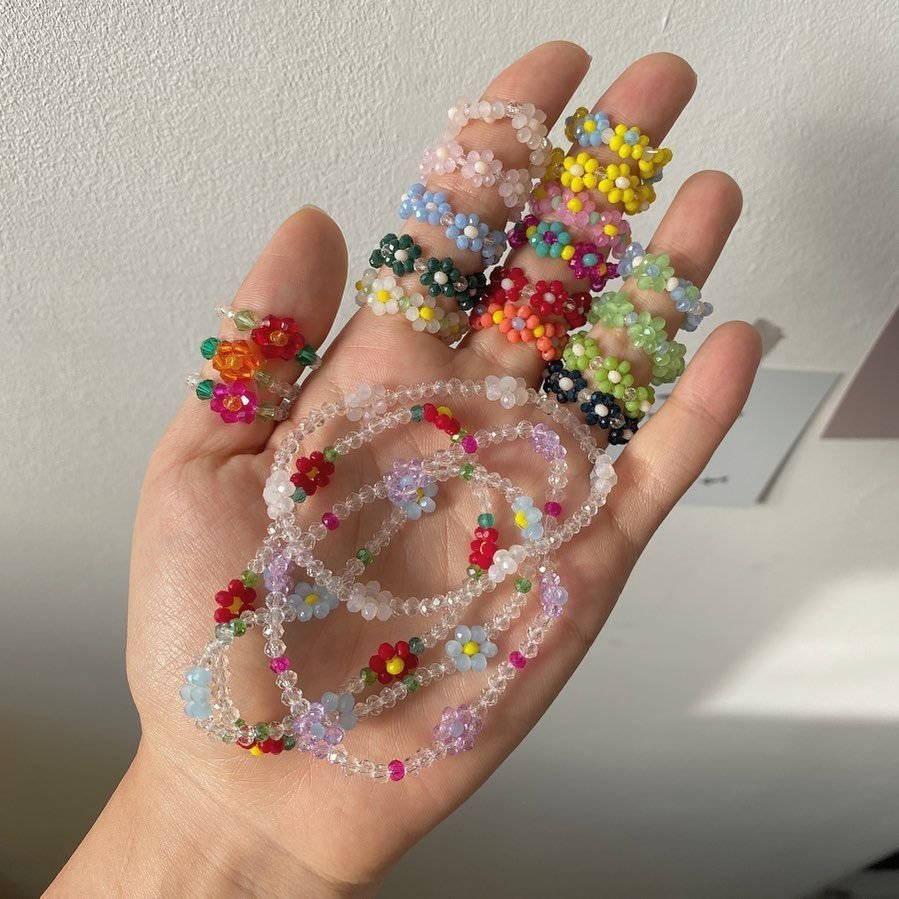 Летние украшения из бисера