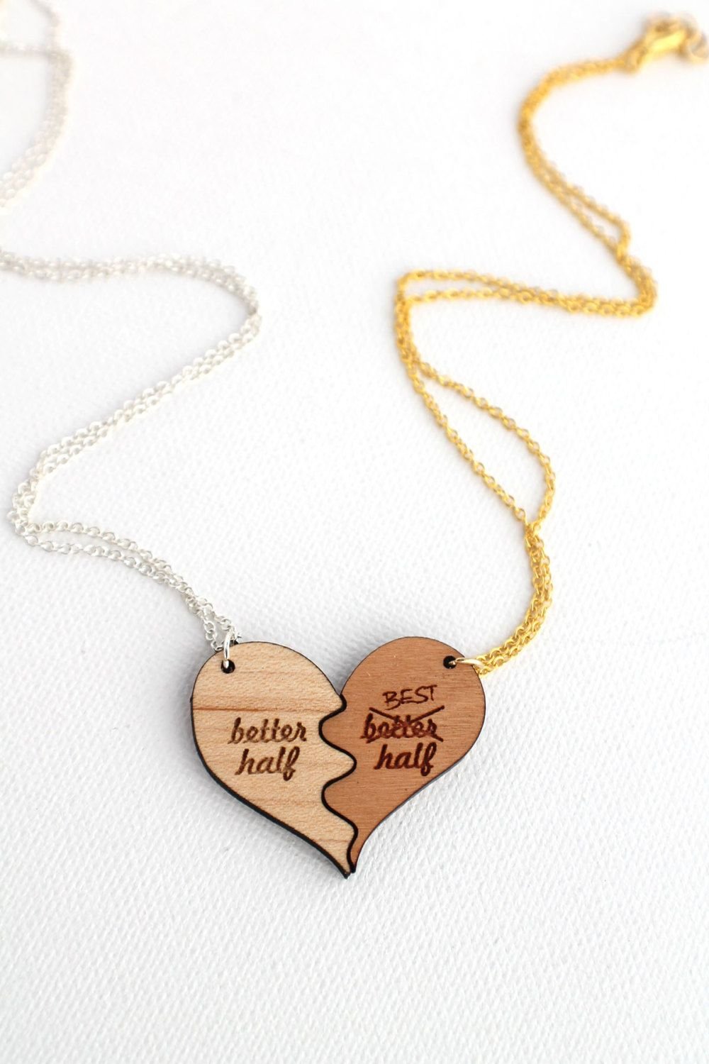 Подвеска сердце из дерева