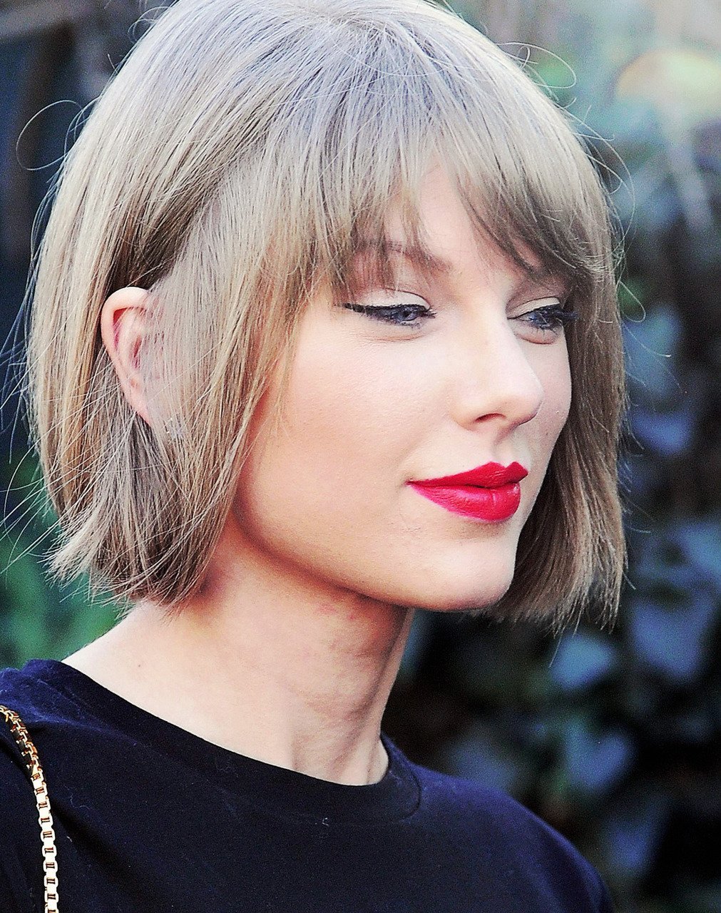 Тейлор Свифт стрижка