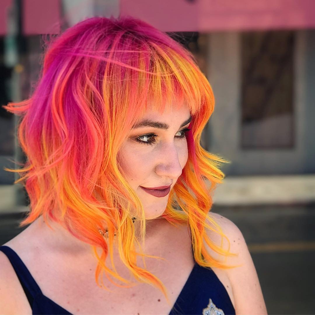 Разноцветное окрашивание на короткие волосы