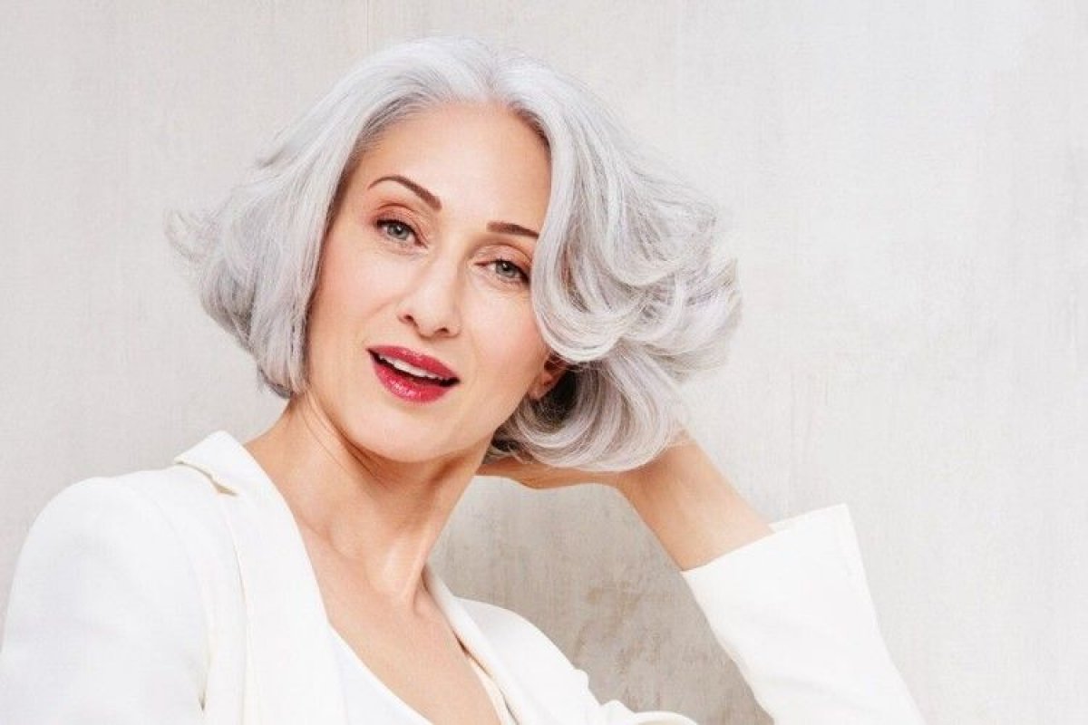 Седина певица Анна