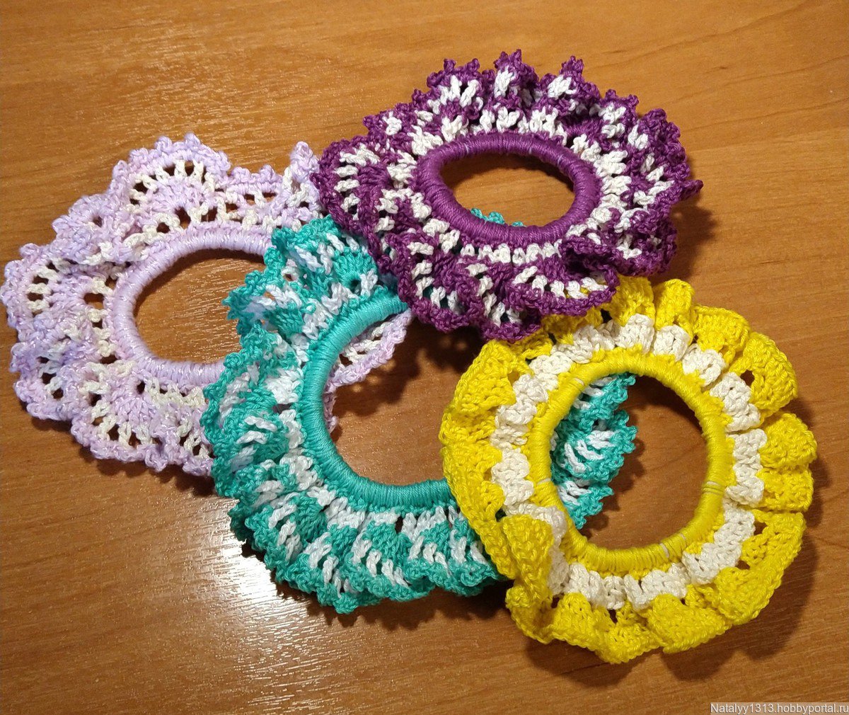 Резинка для волос крючком