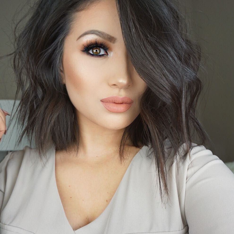 Пепельные оттенки волос для карих глаз