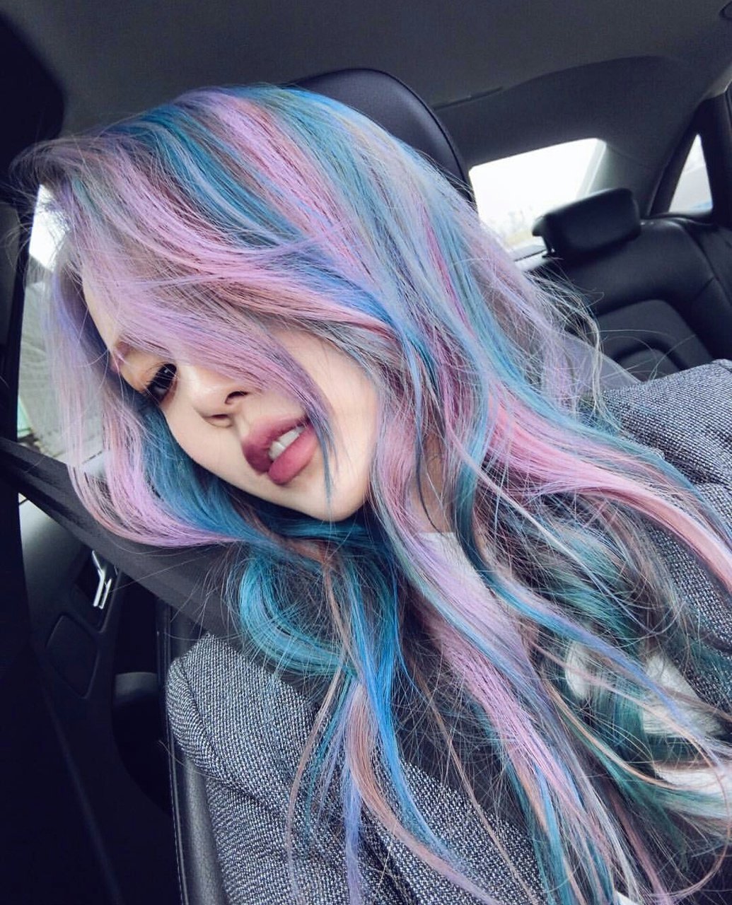 Разноцветные волосы