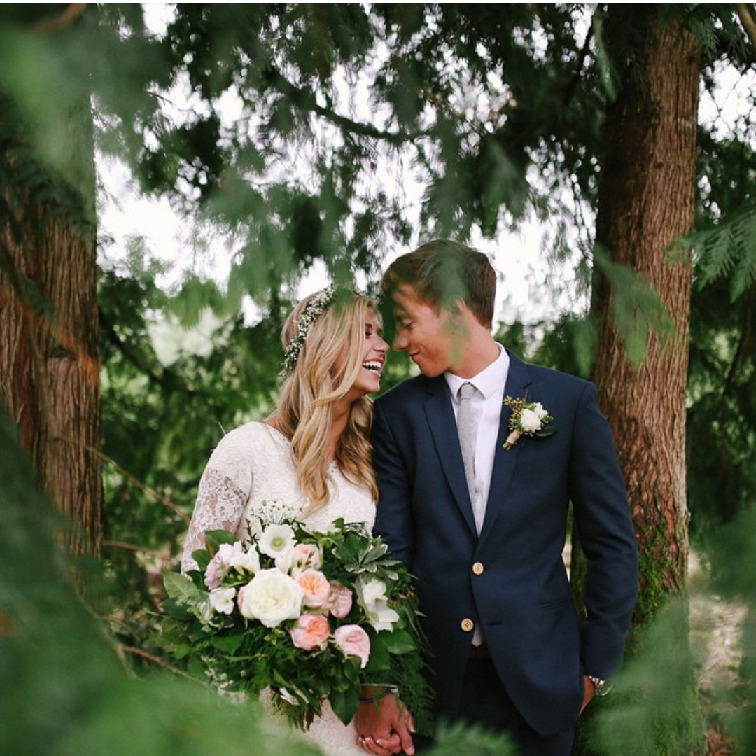 Свадебная фотосессия на набережной