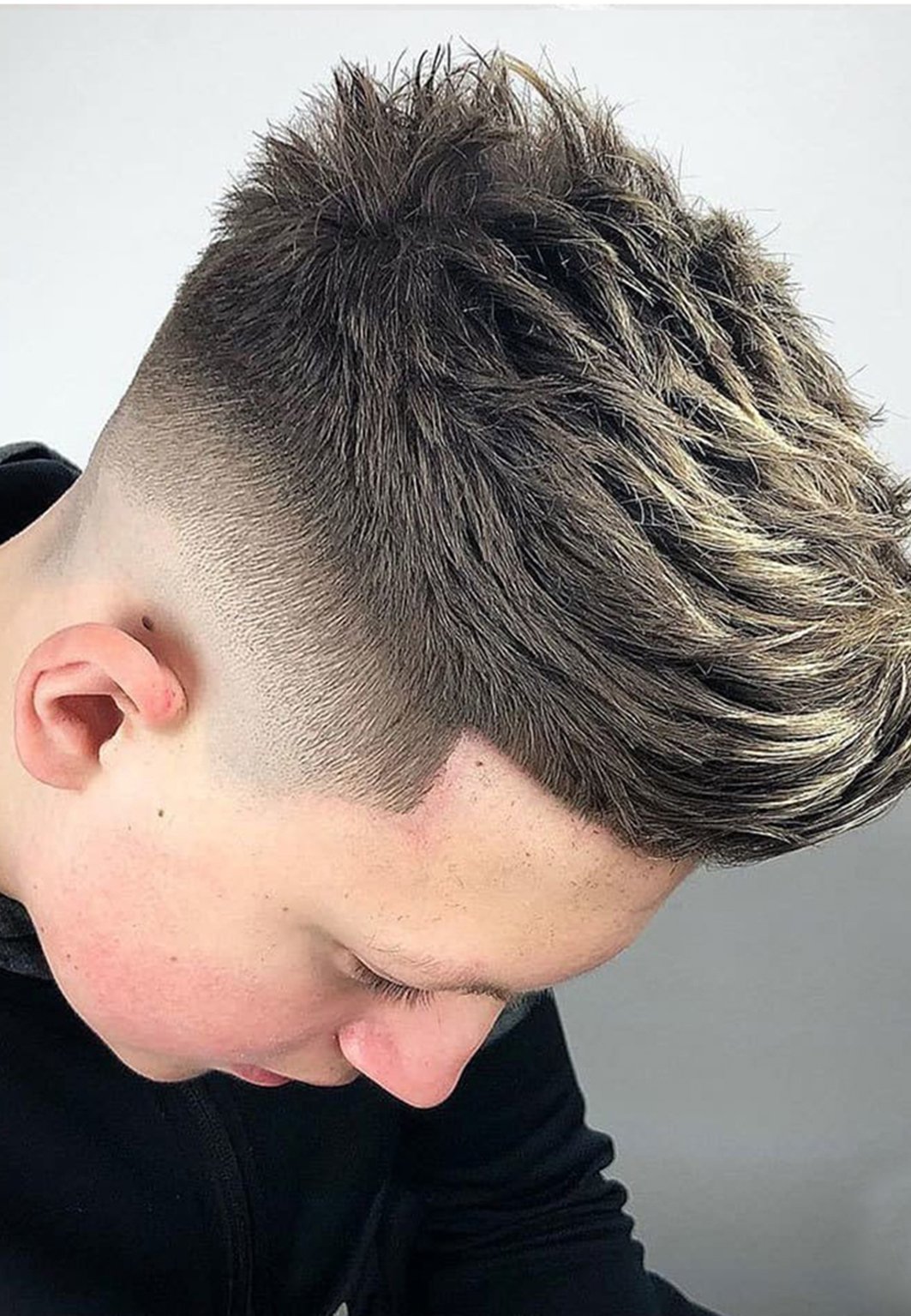 Мужские прически с окрашенными концами