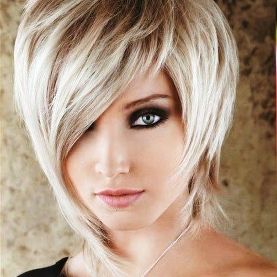 Стрижка Пикси с удлиненными прядями на макушке