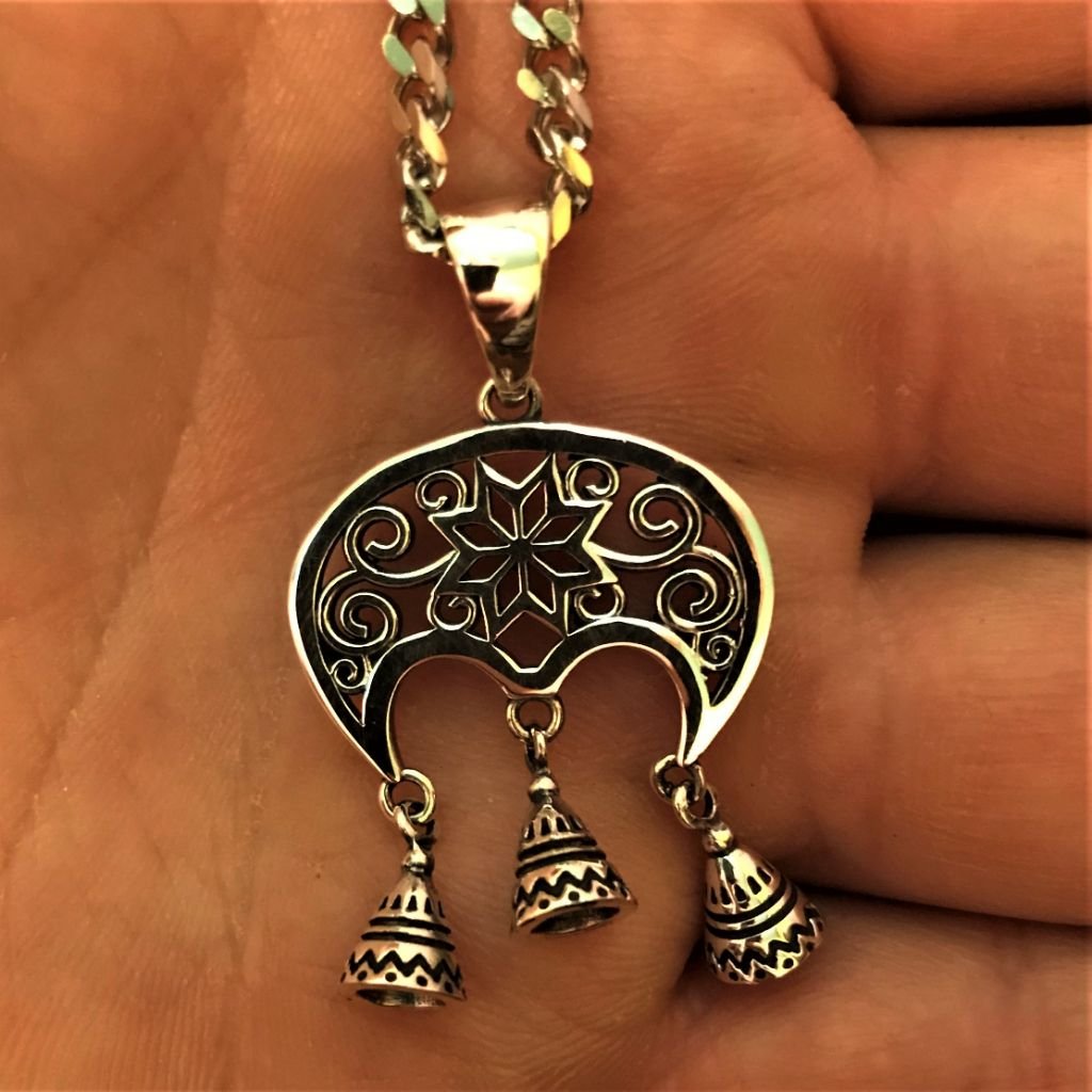 Лунница оберег серебро