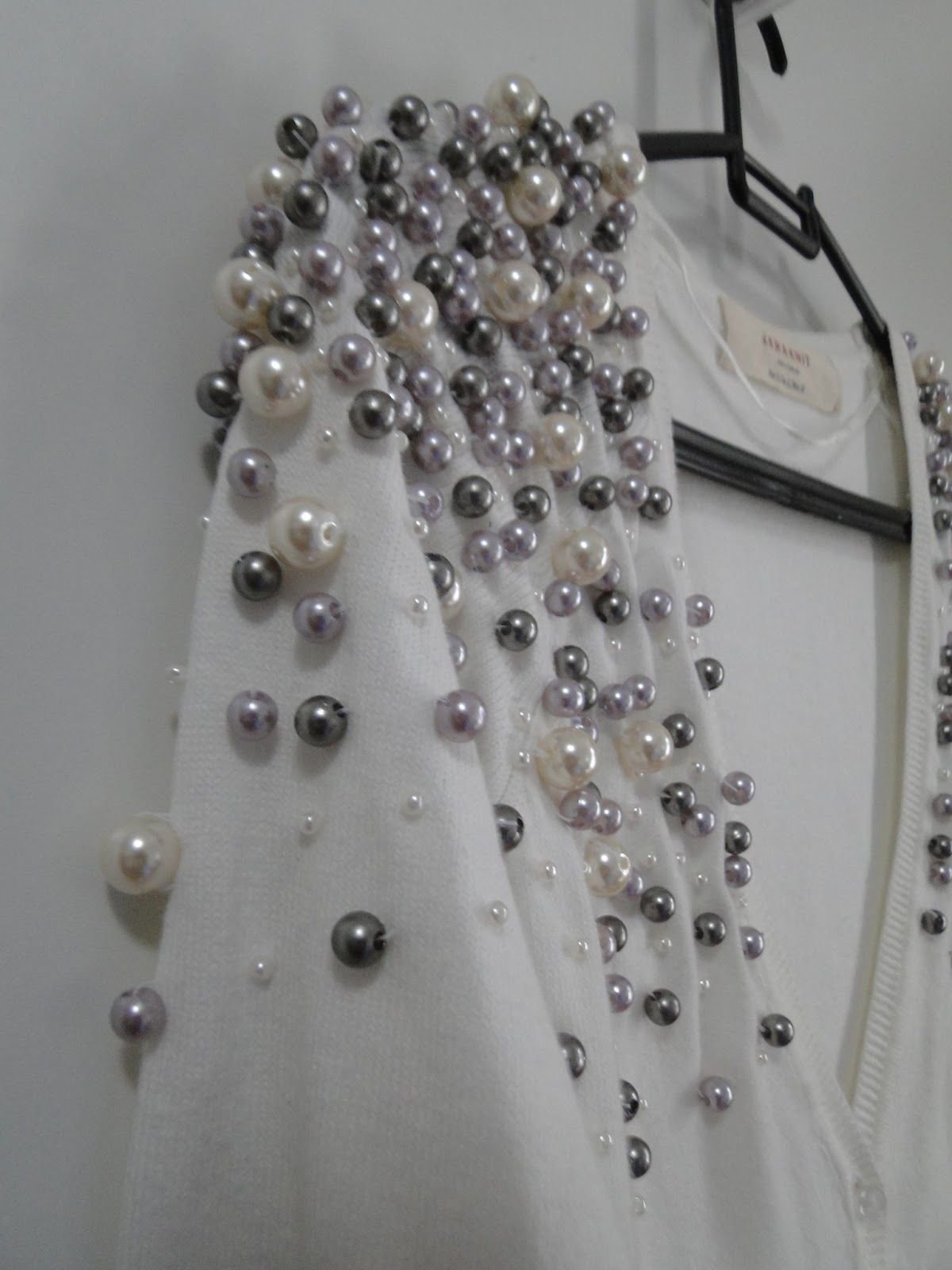 Платье расшитое бусинами