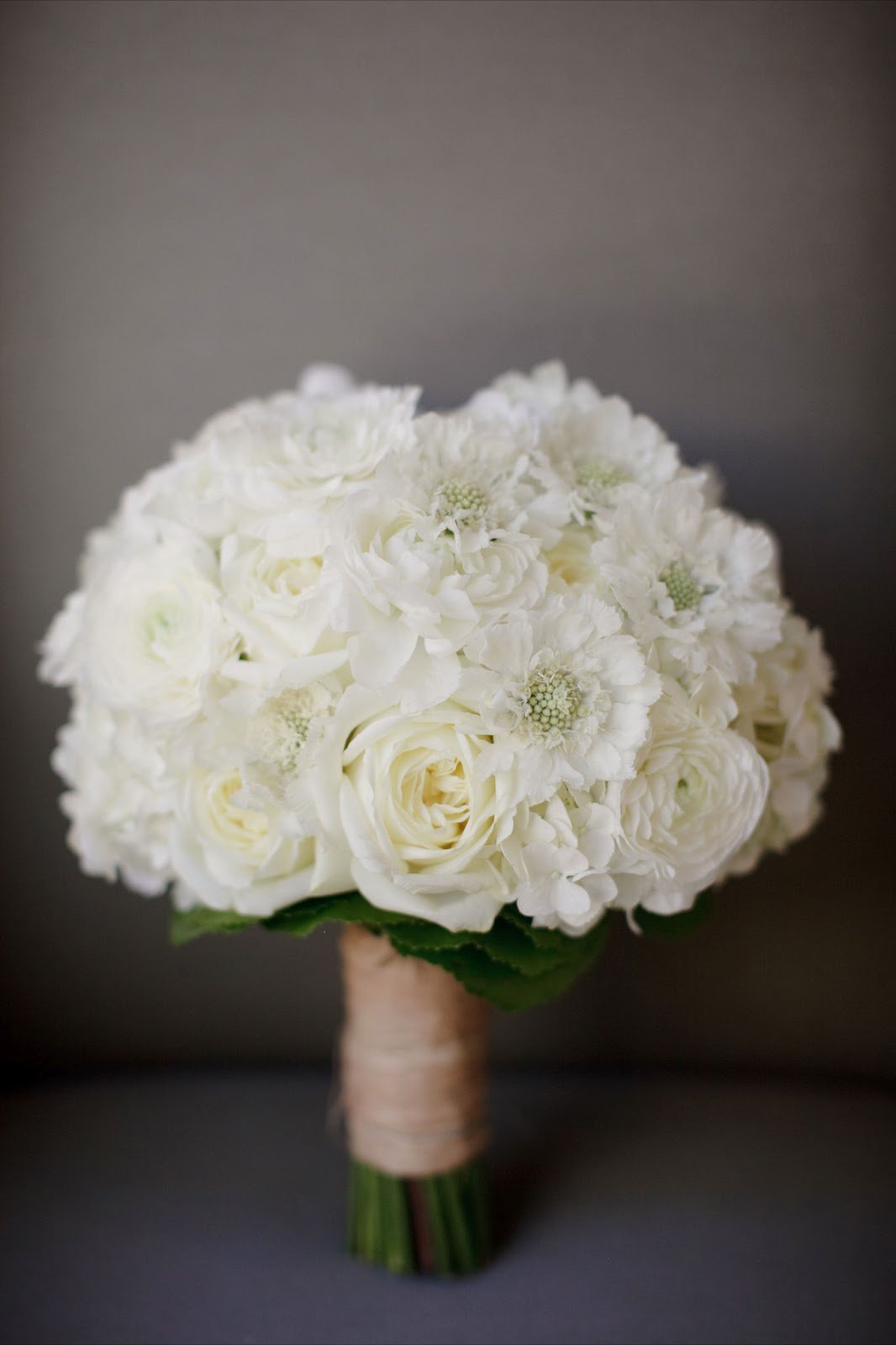 Свадебный букет из диантусов белых