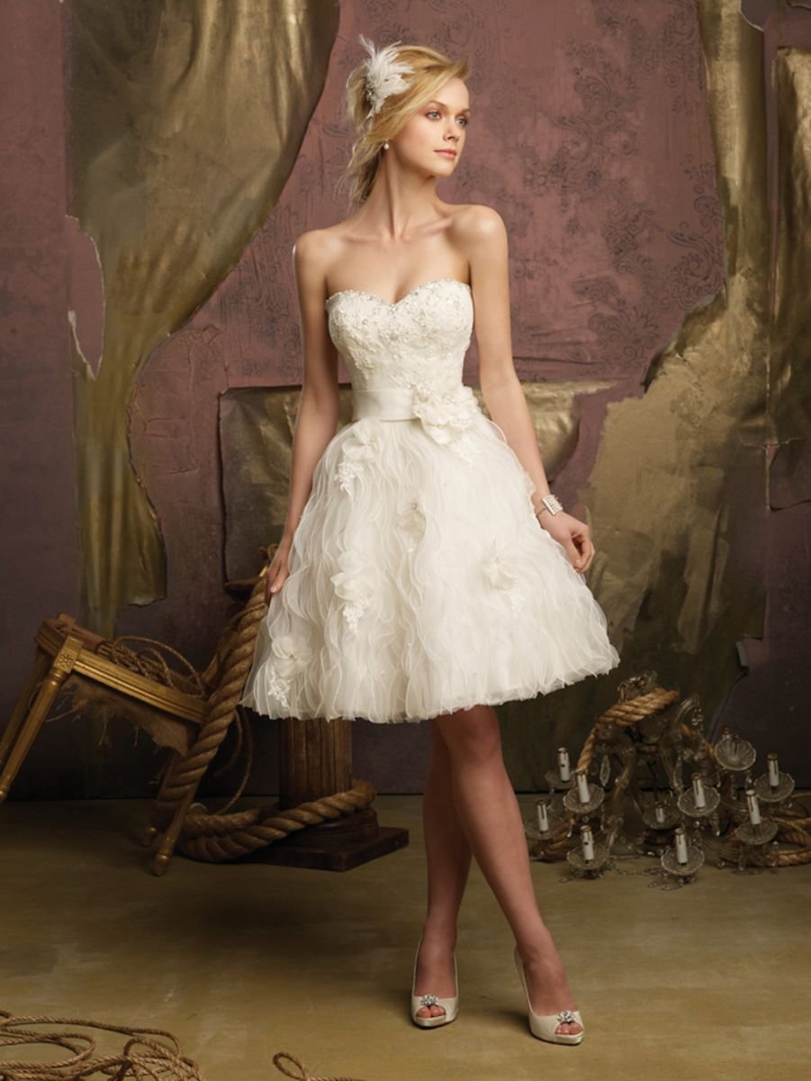 Свадебное платье для очень худых девушек