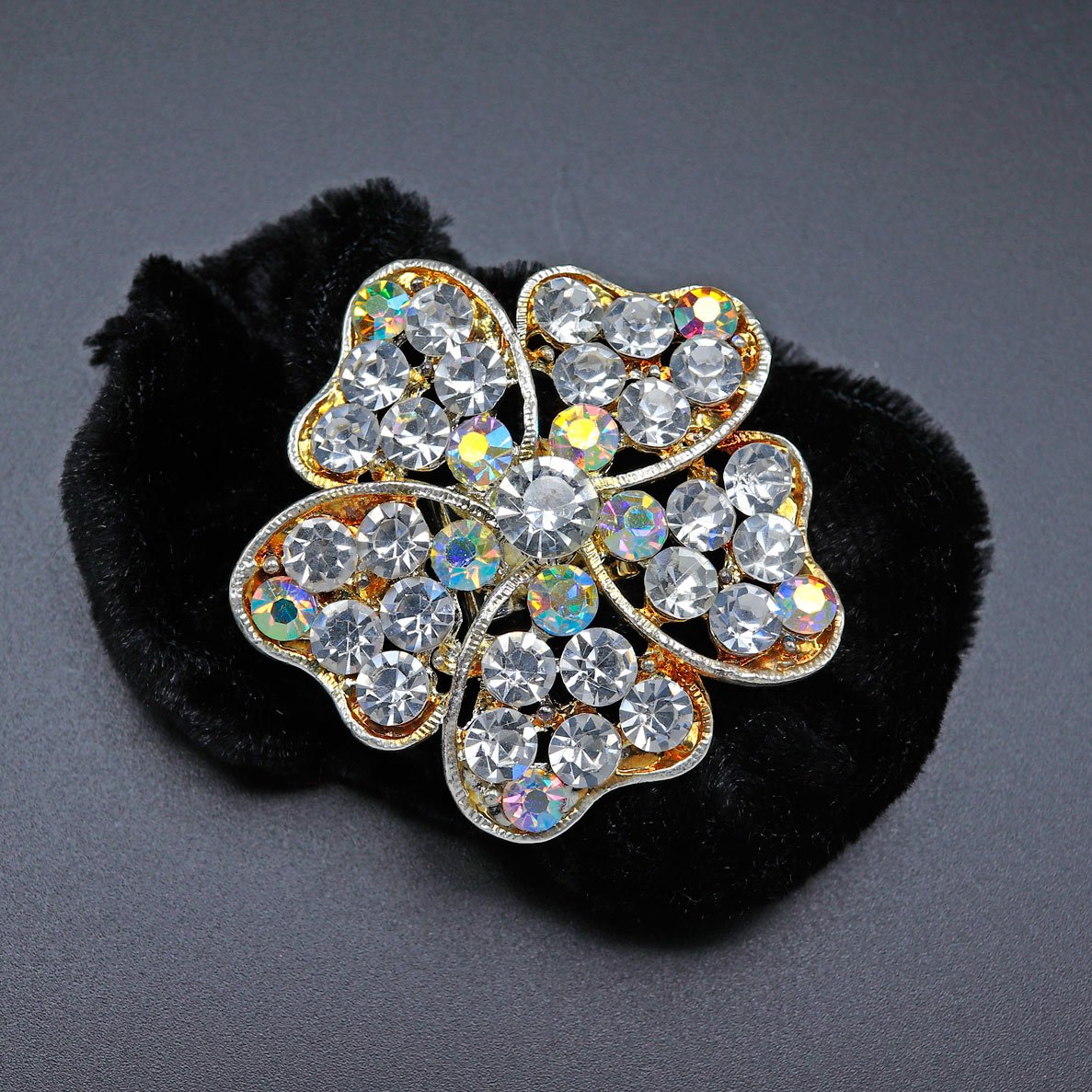 Резинка со стразами