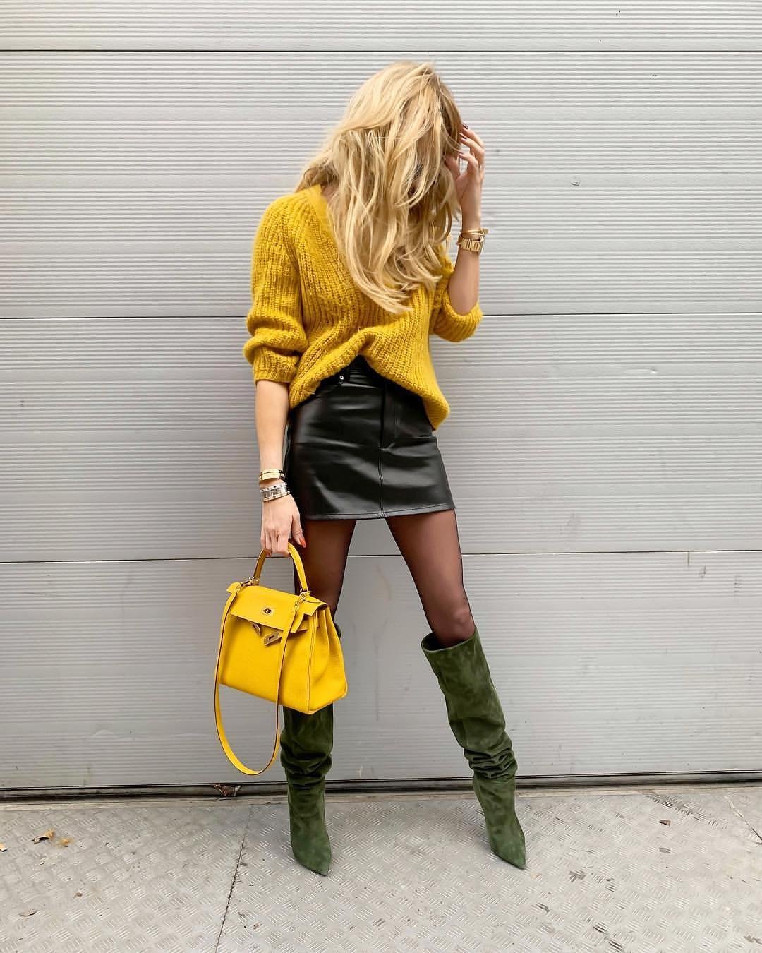 Наряды с белыми колготками