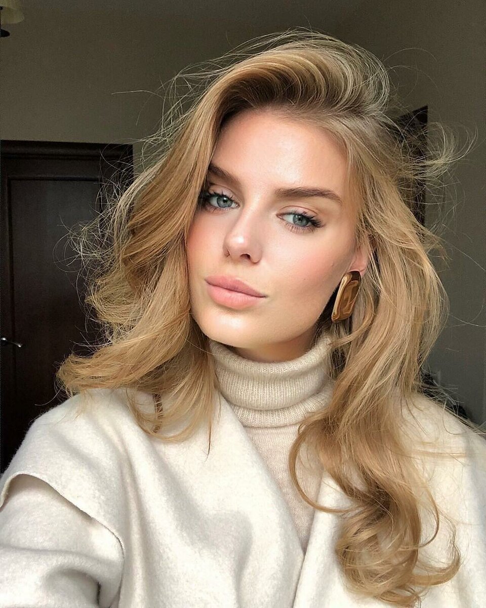 Памела Рейф волосы