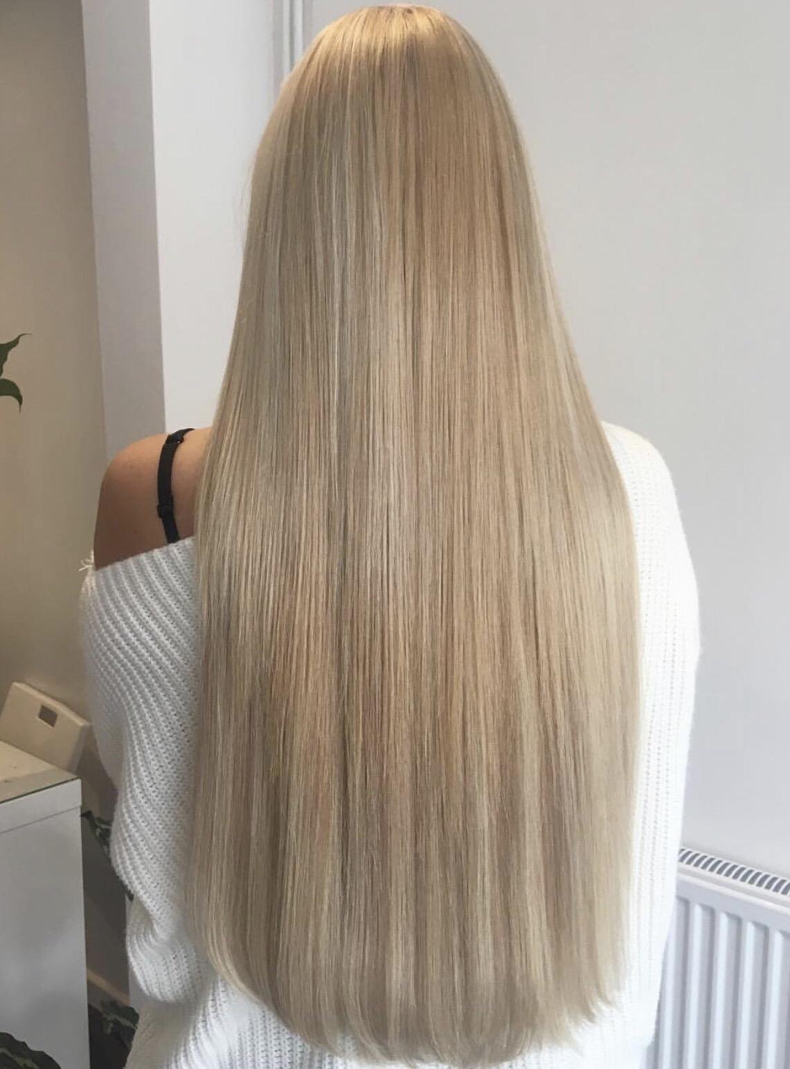 Длинные светло русые волосы