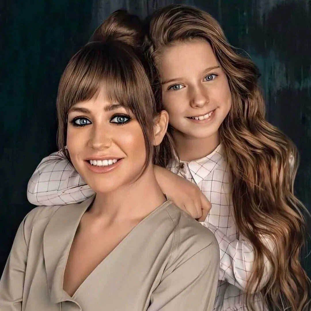 Юлия Барановская с дочкой