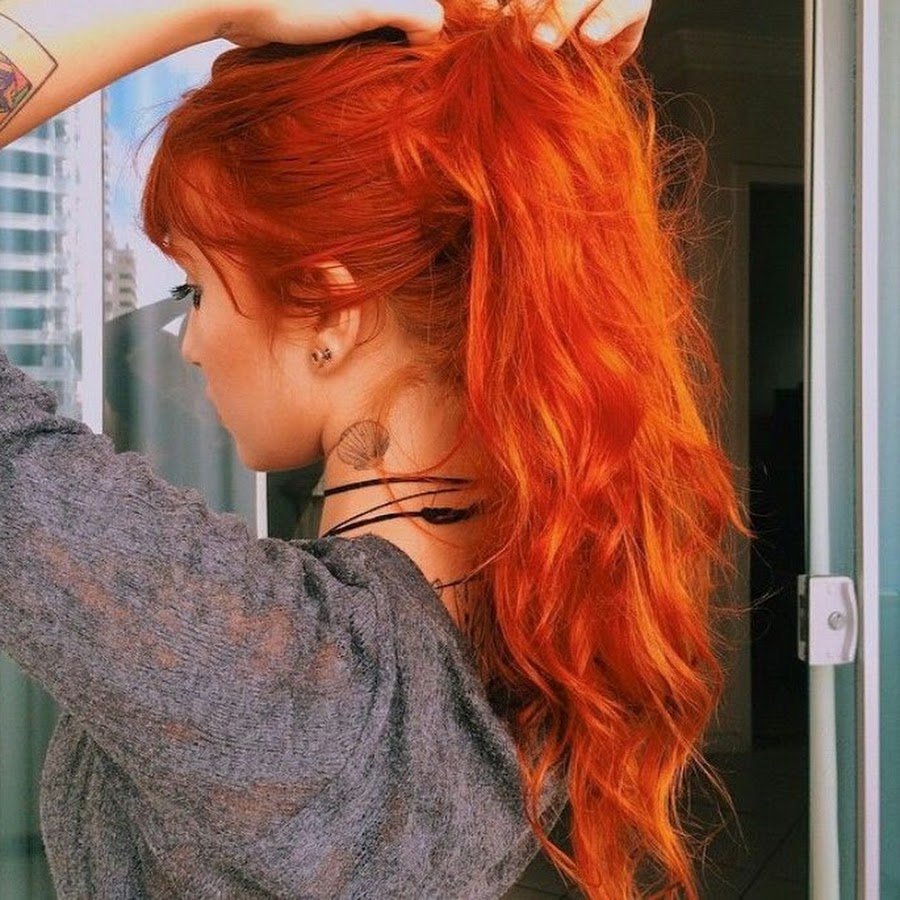 Огненно рыжие волосы