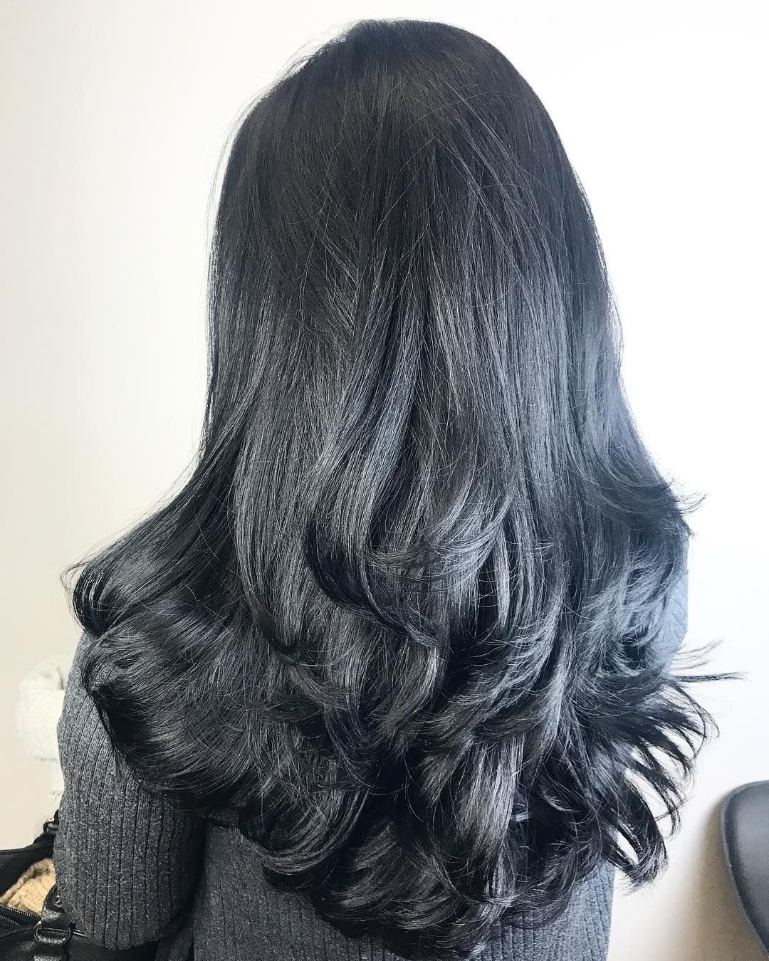 Стрижки на длинные темные волосы