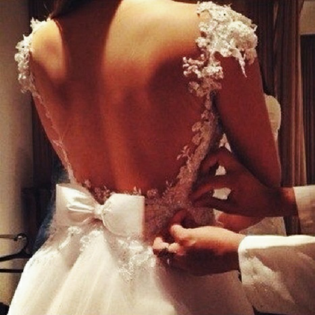 Невеста со спины