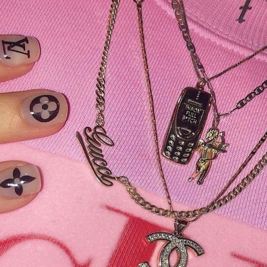 Украшения в стиле e-girl