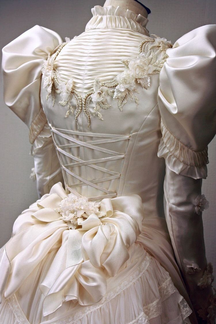 Платья Викторианская эпоха 19 век Свадебные