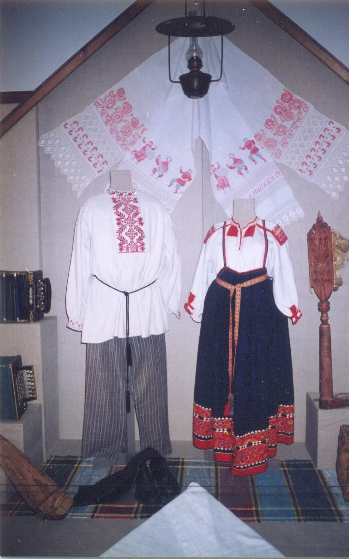 Национальный костюм Новгородской губернии