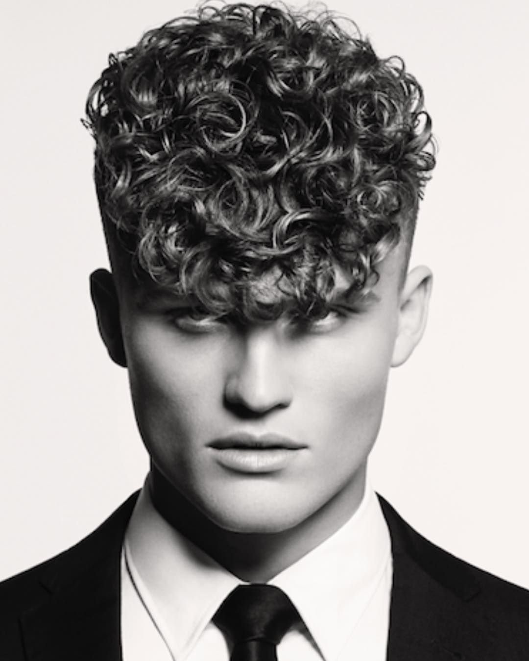 Химическая завивка волос мужская