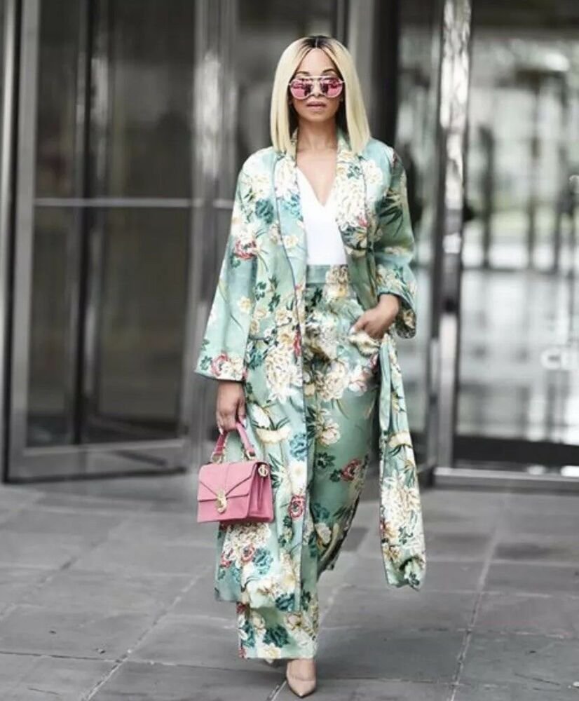 Вечерний костюм для женщин