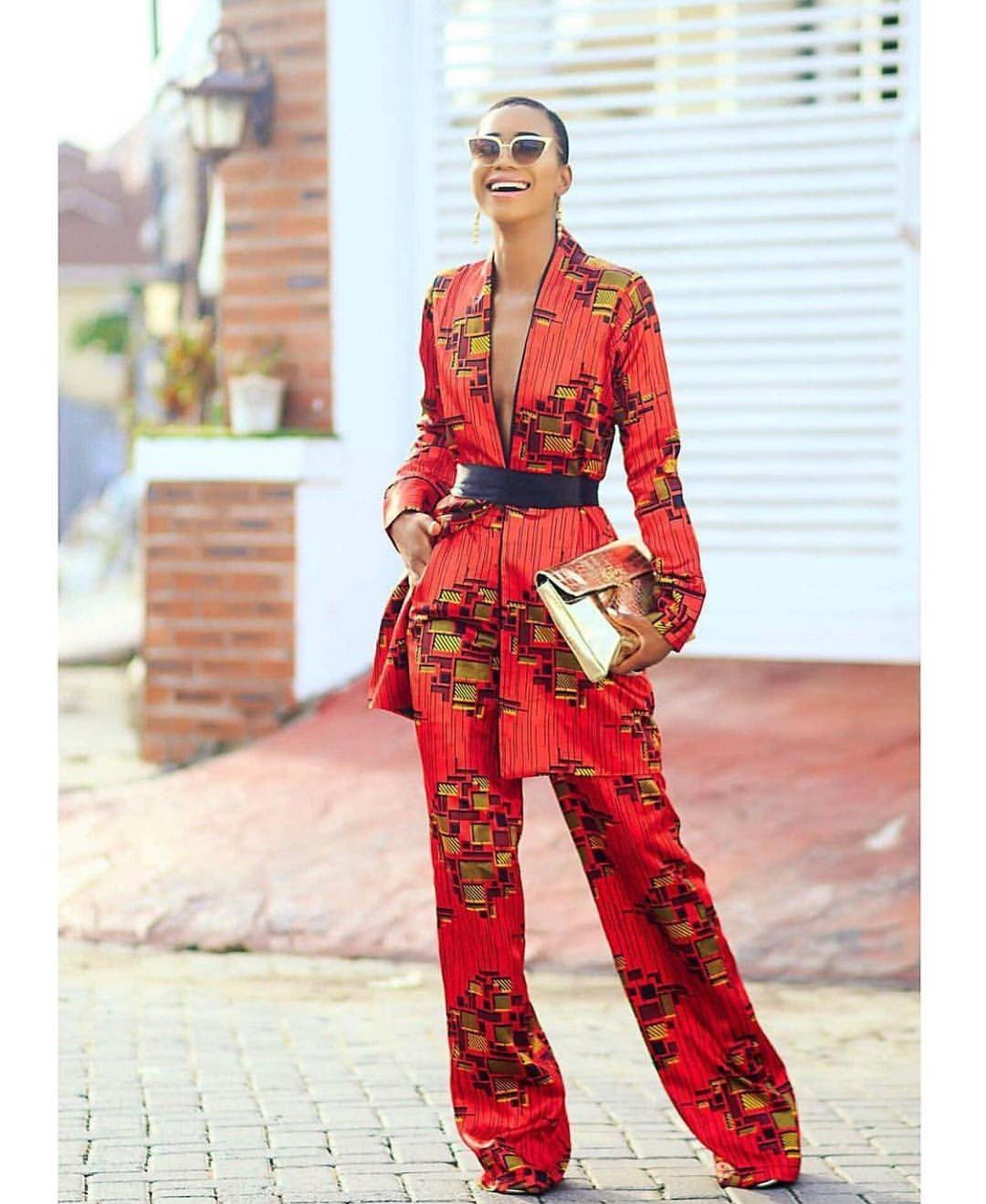 Приянка Чопра в костюме