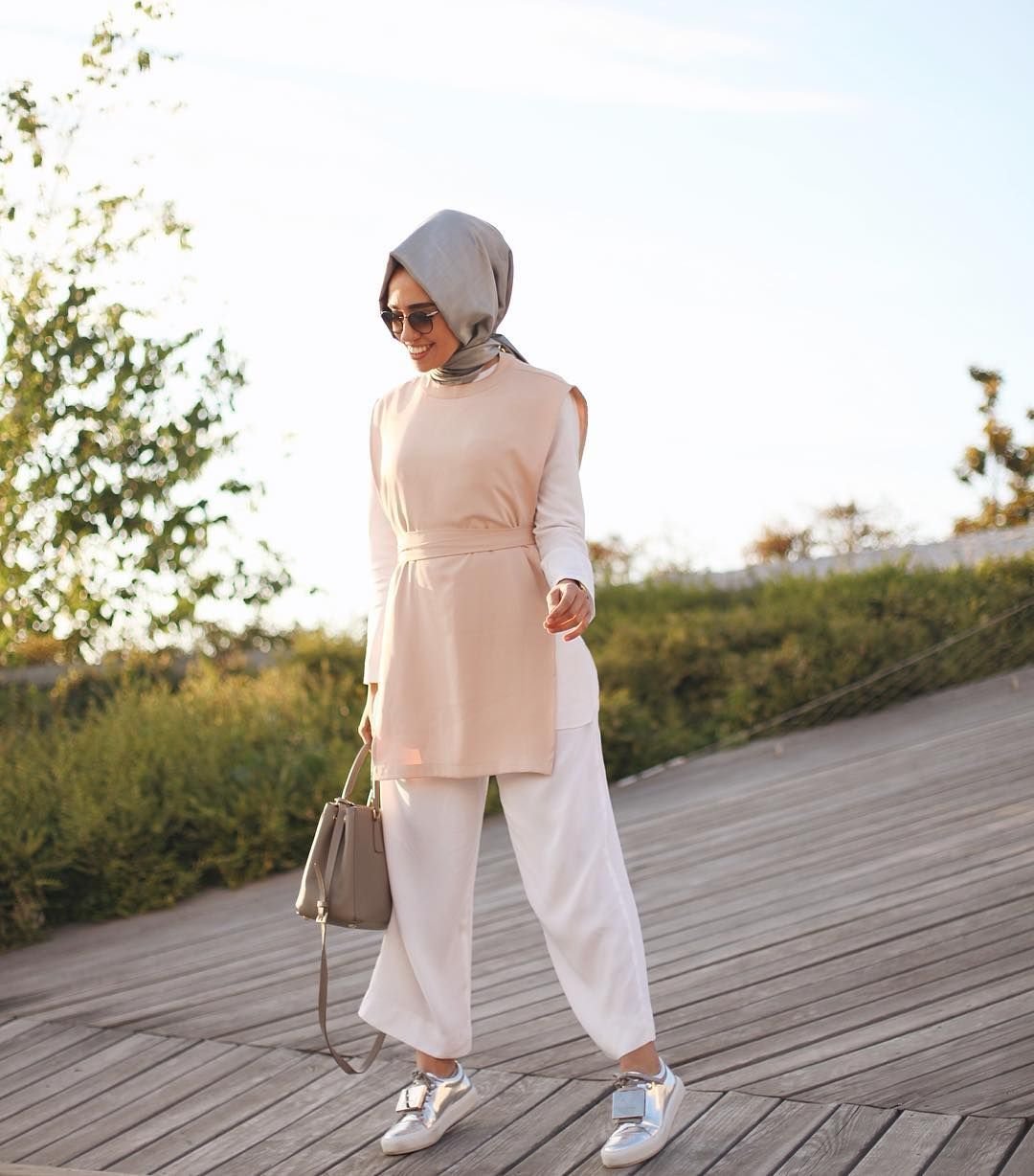 Комбинезон женский Вечерний брючный