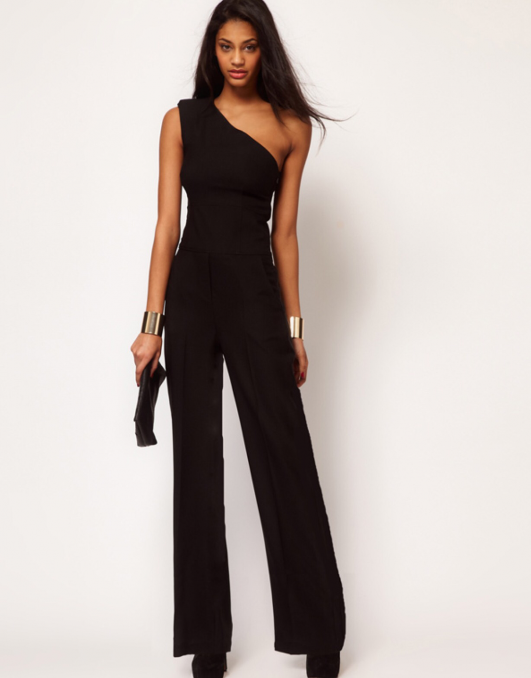 Бижутерия к черному комбинезону