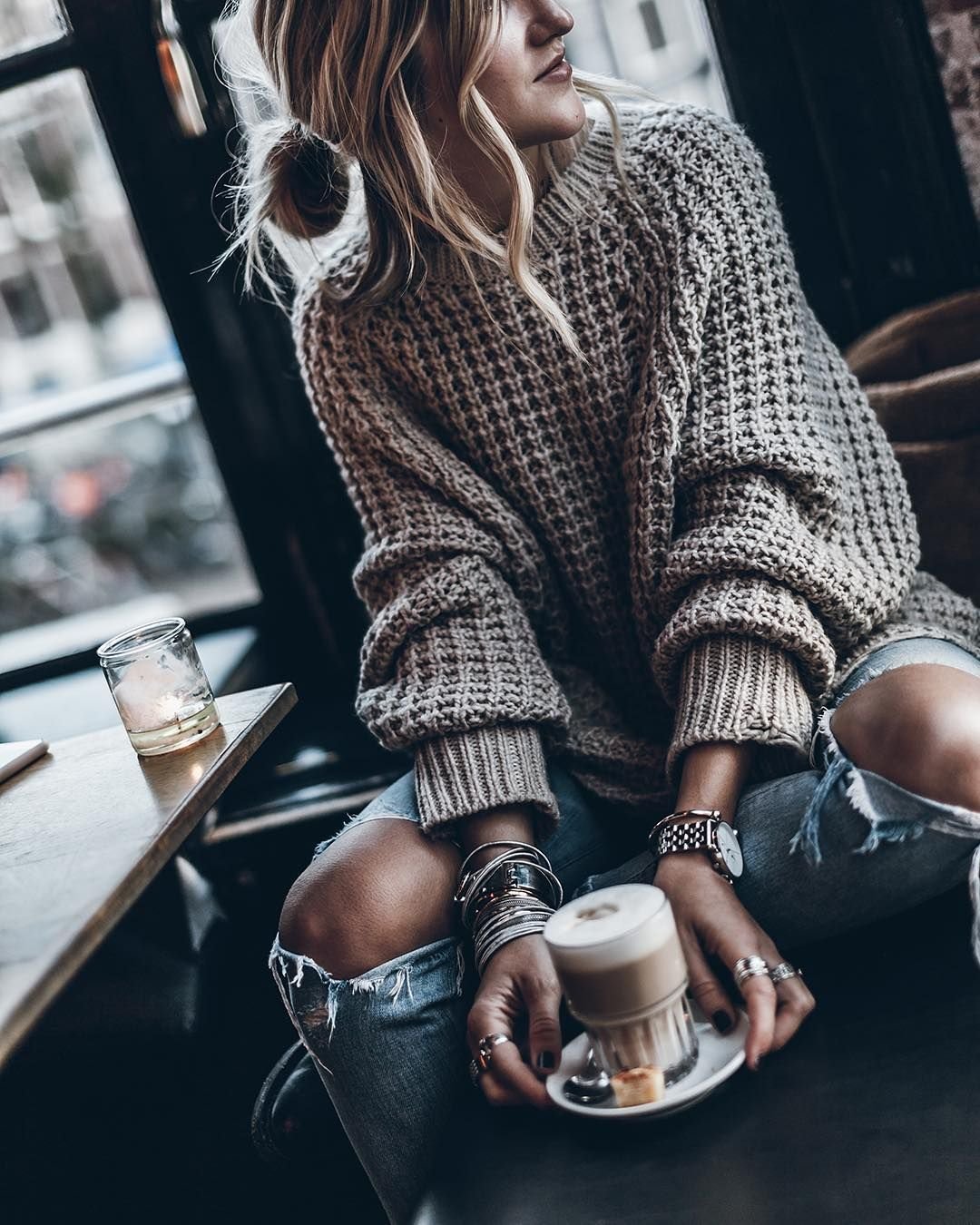 Свитер крупной вязки