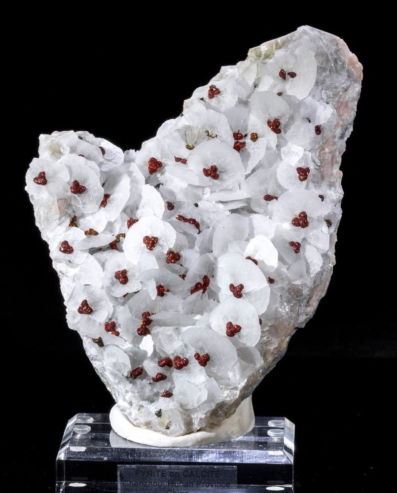 Минерал кальцит Кристалл